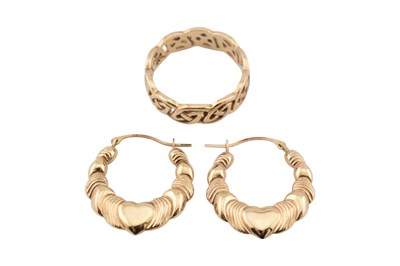 Lot 466 - HALLMARKED 9CT GOLD BAND RING & TWO HOOP EARRINGS