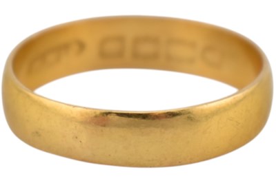 Lot 405 - HALLMARKED 22CT GOLD BAND RING