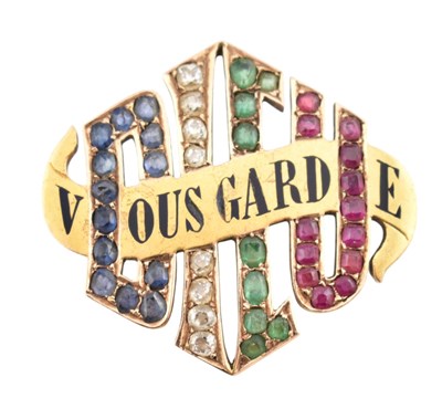 Lot 50 - EARLY 20TH CENTURY GOLD DIEU VOUS GARDE - GOD KEEP YOU BROOCH PIN