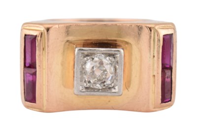 Lot 215 - FRENCH RETRO 18CT GOLD RUBY & DIAMOND TANK RING