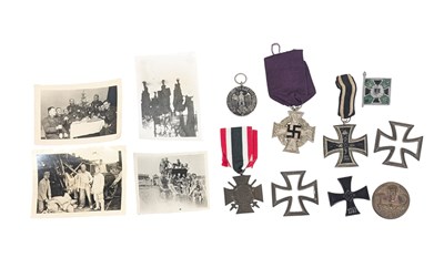 Lot 399 - COLLECTION OF WWII SECOND WORLD WAR GERMAN BADGES & MEDALS