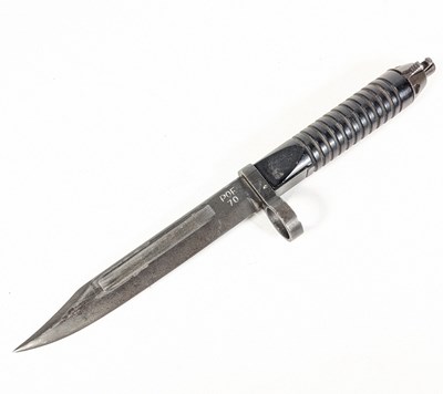 Lot 402 - VINTAGE PAKISTANI G3 BAYONET