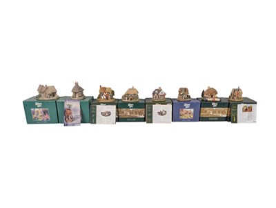 Lot 374 - LILLIPUT LANE - EIGHT LATE 20TH / 21ST CENTURY COTTAGE FIGURES