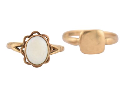 Lot 380 - HALLMARKED 9CT GOLD SIGNET RING & 9CT GOLD OPAL RING