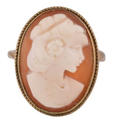 Lot 390 - HALLMARKED 9CT GOLD CAMEO RING