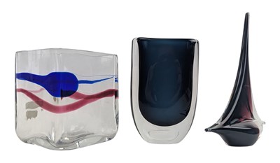 Lot 177 - THREE 20TH CENTURY SWEDISH STUDIO ART GLASS VASES