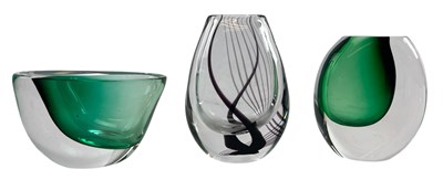 Lot 166 - VICKE LINDSTRAND FOR KOSTA BODA - THREE STUDIO ART GLASS VASES