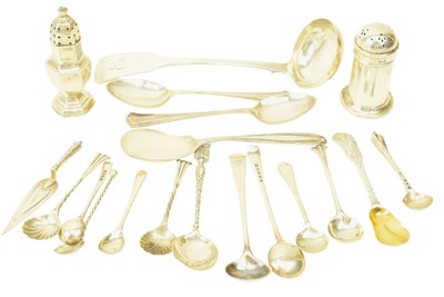 Lot 136 - VICTORIAN HALLMARKED SILVER SUGAR SIFTER & A PEPPERETTE WITH FLATWARE