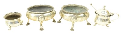 Lot 84 - PAIR OF GEORGE III HALLMARKED SILVER SALT CELLARS & A SILVER CRUET SET