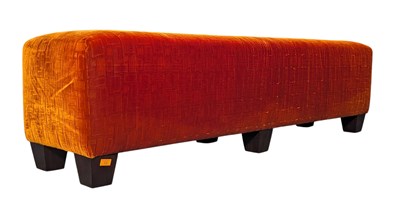 Lot 536 - LARGE CONTEMPORARY HIGH-END DESIGNER OTOOMAN / BENCH