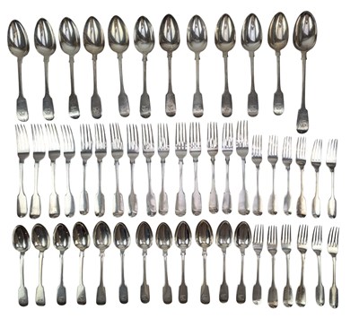 Lot 30 - COLLECTION OF GEOGIAN & VICTORIAN HALLMARKED SILVER FLATWARE