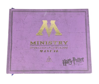 Lot 12 - HARRY POTTER AND THE DEATHLY HALLOWS - ORIGINAL CREW BOOK