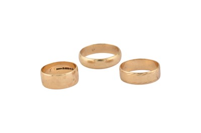 Lot 240 - THREE HALLMARKED 9CT GOLD BAND RINGS