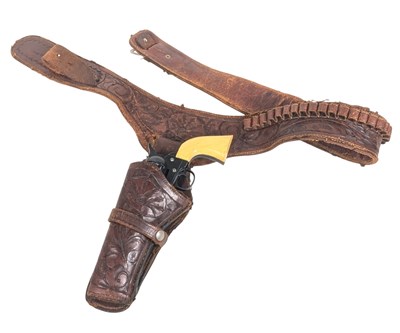 Lot 436 - UNITED STATES COLT STYLE REVOLVER WITH LEATHER HOLSTER