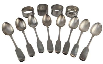 Lot 121 - SET OF 8 VICTORIAN HALLMARKED SILVER SPOONS & 4 SILVER NAPKIN RINGS