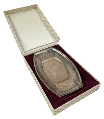 Lot 19 - CASED ELIZABETH II HALLMARKED SILVER PRESENTATION DISH
