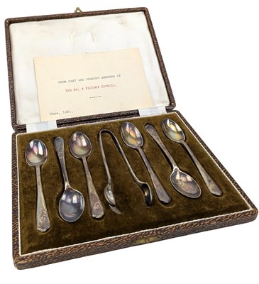 Lot 100 - CASED SET OF GEORGE VI HALLMARKED SILVER TEASPOONS & TONGS