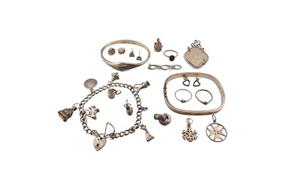 Lot 389 - COLLECTION OF SILVER JEWELLERY