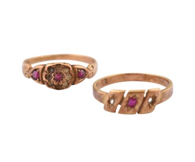 Lot 366 - VICTORIAN HALLMARKED 15CT GOLD GEM SET RING & 18CT GOLD RING