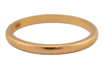 Lot 394 - HALLMARKED 22CT GOLD BAND RING