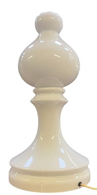 Lot 567 - IVAN JAKES - LARGE MID CENTURY 1970S MILK GLASS CHESS PIECE TABLE LAMP