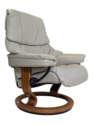 Lot 575 - EKORNES STRESSLESS - SCANDINAVIAN LEATHER SWIVEL ARMCHAIR
