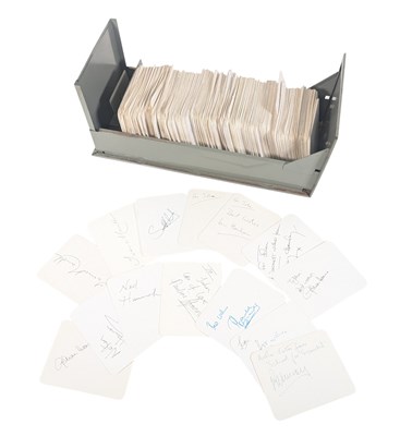 Lot 96 - AUTOGRAPHS - 'H' - LARGE COLLECTION OF X600 SIGNATURES