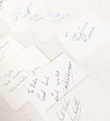 Lot 4 - ONLY FOOLS & HORSES (BBC SITCOM) - CAST AUTOGRAPHS