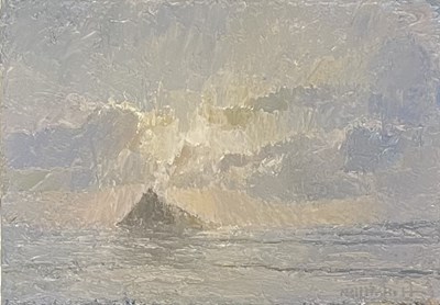 Lot 79 - NEIL PINKETT (B. 1958) - THE MOUNT, DRAMATIC LIGHT, DEB '14 - OIL ON BOARD