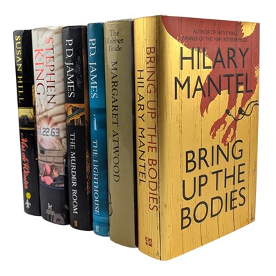 Lot 42 - FIRST EDITION CRIME/THRILLER NOVELS 1993-2021 MARGARET ATWOOD, STEPHEN KING, HILARY MANTEL ETC.