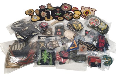 Lot 495 - LARGE COLLECTION OF MILITARY UNIFORM PATCHES
