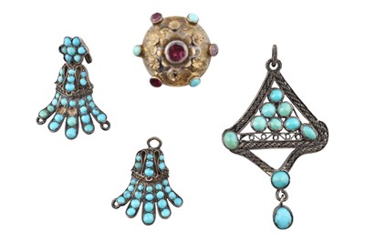 Lot 229 - 19TH CENTURY SILVER GILT BROOCH PIN & THREE PENDANTS