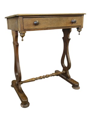 Lot 954 - 19TH CENTURY VICTORIAN OAK OCCASIONAL / WRITING TABLE