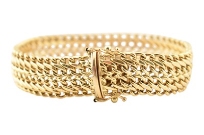 Lot 36 - ITALIAN HALLMARKED 18CT GOLD FANCY LINK BRACELET