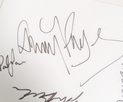 Lot 10 - MUSIC - LED ZEPPELIN - FULL BAND AUTOGRAPHS ON ONE CARD