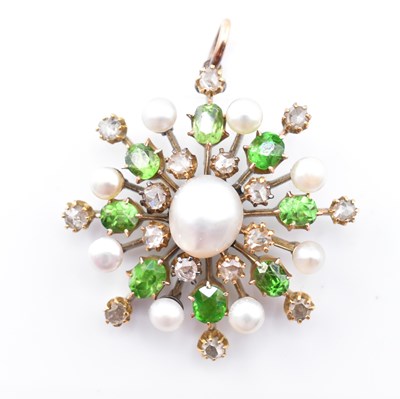 Lot 6 - EDWARDIAN DEMANTOID GARNET PEARL & DIAMOND CLUSTER PENDANT