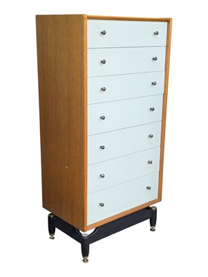 Lot 550 - E GOMME FOR G PLAN - VINTAGE MID 20TH CENTURY SEVEN DRAWER CHEST OF DRAWERS