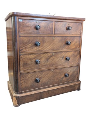 Lot 795 - GEORGE III MAHOGANY CHEST OF DRAWERS