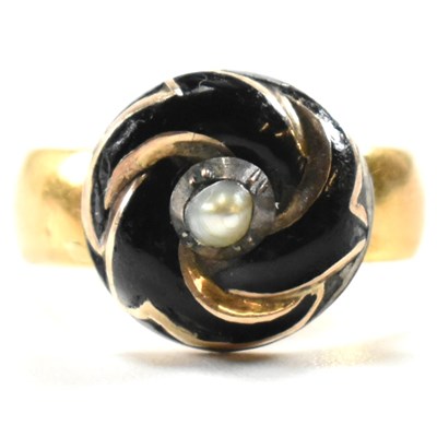 Lot 91 - 19TH CENTURY VICTORIAN MOURNING RING