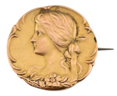 Lot 178 - ART NOUVEAU BROOCH PIN