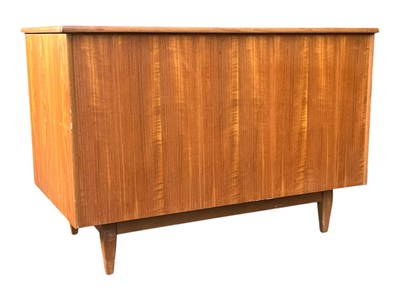 Lot 661 - BRITISH MODERN DESIGN - MID CENTURY TEAK WOOD BLANKET BOX