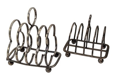Lot 122 - TWO 20TH CENTURY GEORGE V HALLMARKED SILVER ROAST RACKS