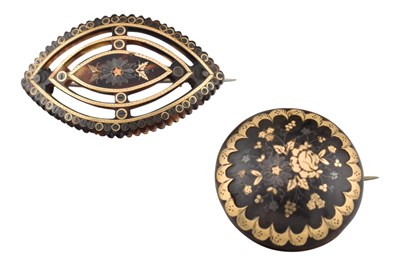 Lot 244 - TWO 19TH CENTURY TORTOISESHELL PIQUE WORK BROOCH PINS