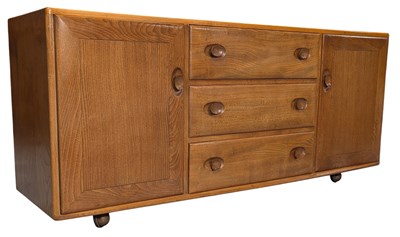 Lot 25 - ERCOL FURNITURE - MODEL 468 - MID CENTURY SIDEBOARD CREDENZA
