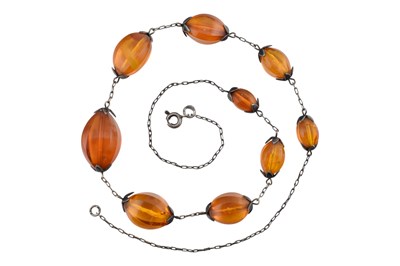 Lot 418 - VINTAGE RUSSIAN SILVER & AMBER BEAD NECKLACE