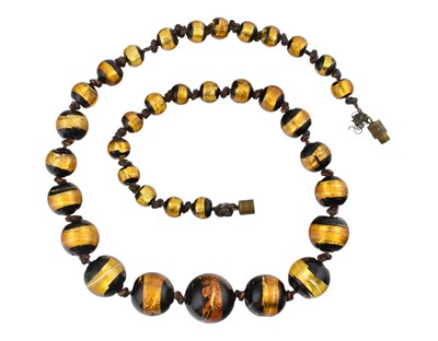 Lot 13 - ART DECO ITALIAN MURANO FOIL BEAD NECKLACE