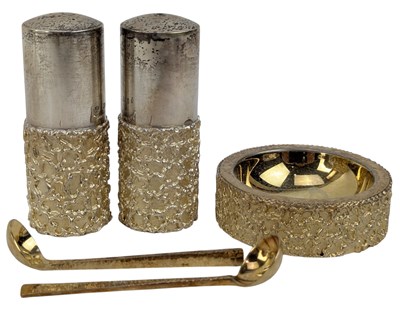 Lot 35 - STUART DEVLIN (AUSTRALIAN) HALLMARKED SILVER CONDIMENT / CRUET SET