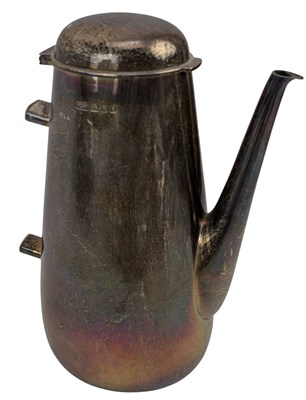 Lot 13 - ELIZABETH II HALLMARKED SILVER 'HACKWORTH' COFFEE POT BY ROBERT WELCH