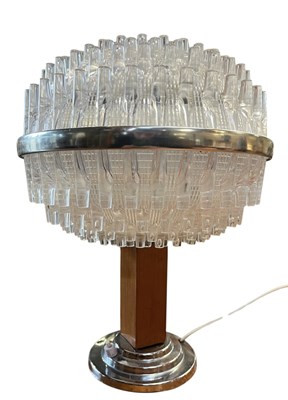 Lot 18 - ART DECO CIRCA 1930S ICE EFFECT GLASS, CHROME & WOODEN TABLE LAMP