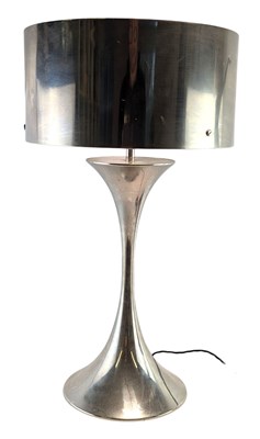 Lot 46 - HOLLYWOOD REGENCY MID CENTURY ALUMINIUM DESK TABLE LAMP